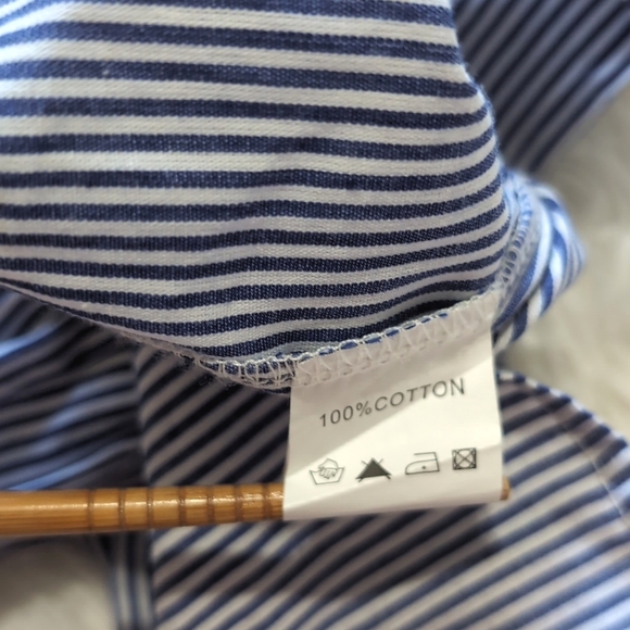 🔴SALE! Velzera Rainbow Embroidered Striped Oversized Tie Front Top Size XS - Picture 9 of 11